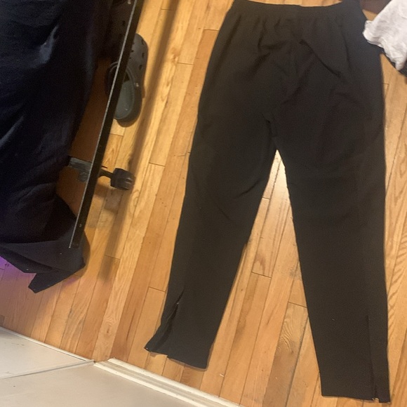 Nike sweatpants - Picture 2 of 3